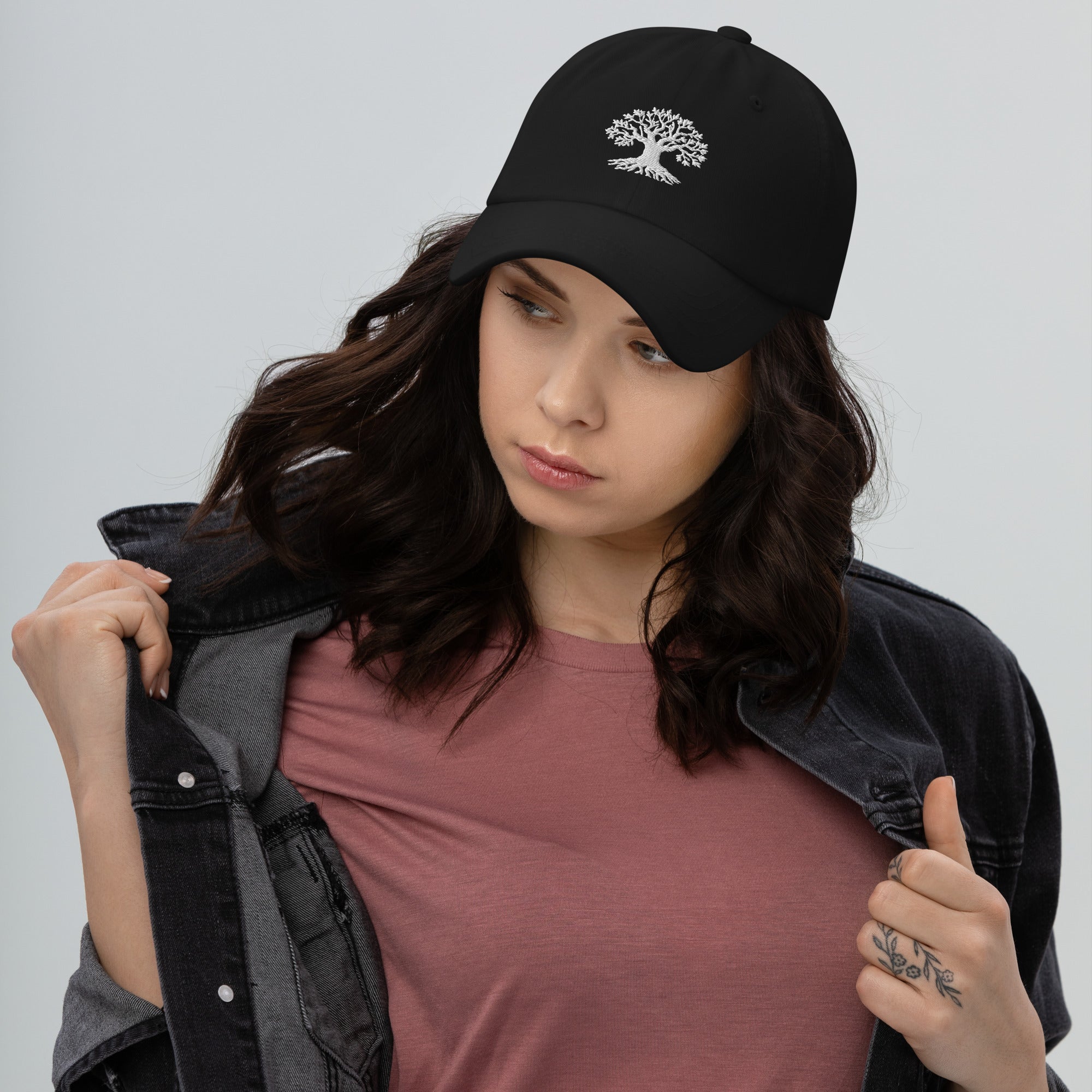 Gorra Olive Tree Dad Hat de Métrica Studio, estilo clásico y sostenible