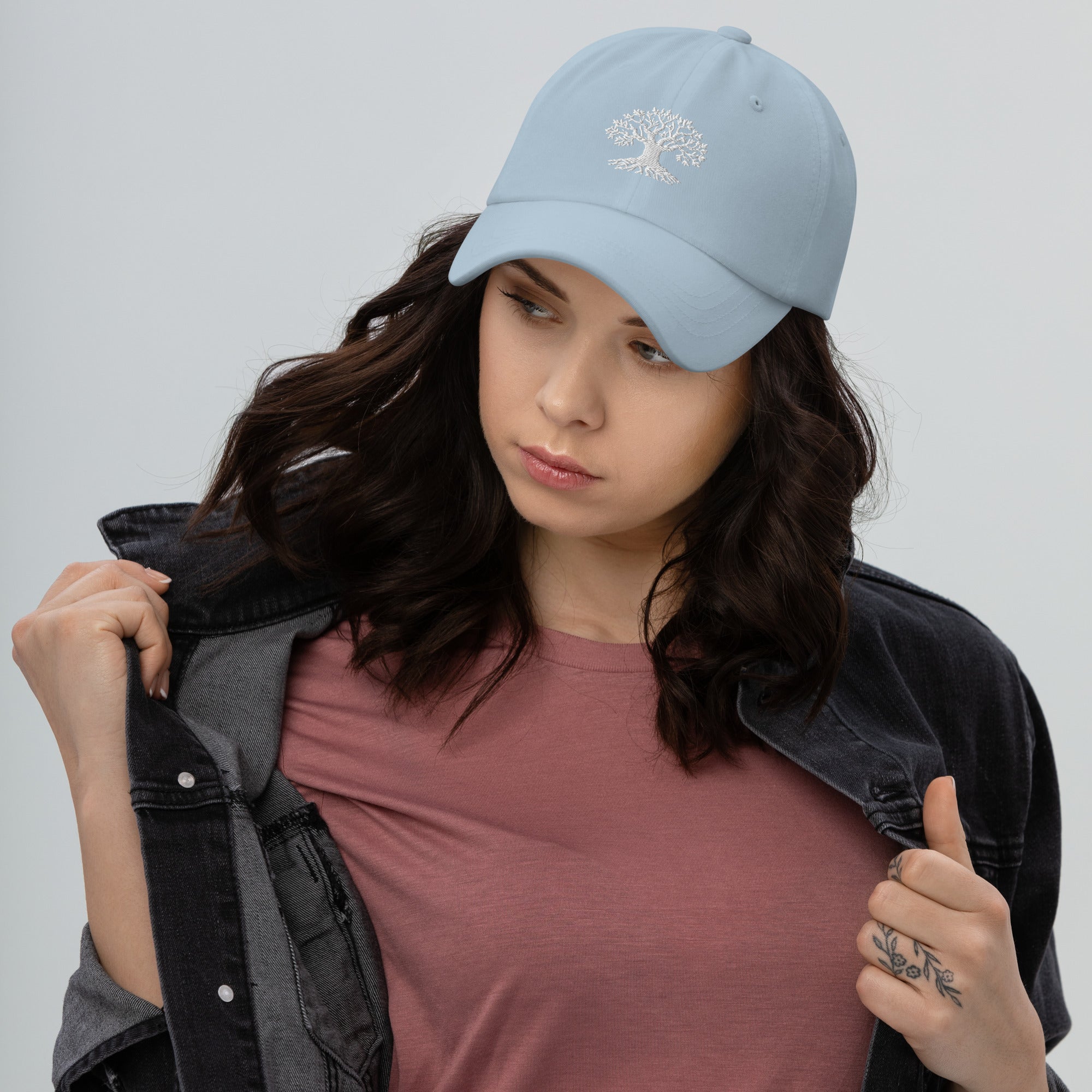 Gorra Olive Tree Dad Hat de Métrica Studio, estilo clásico y sostenible