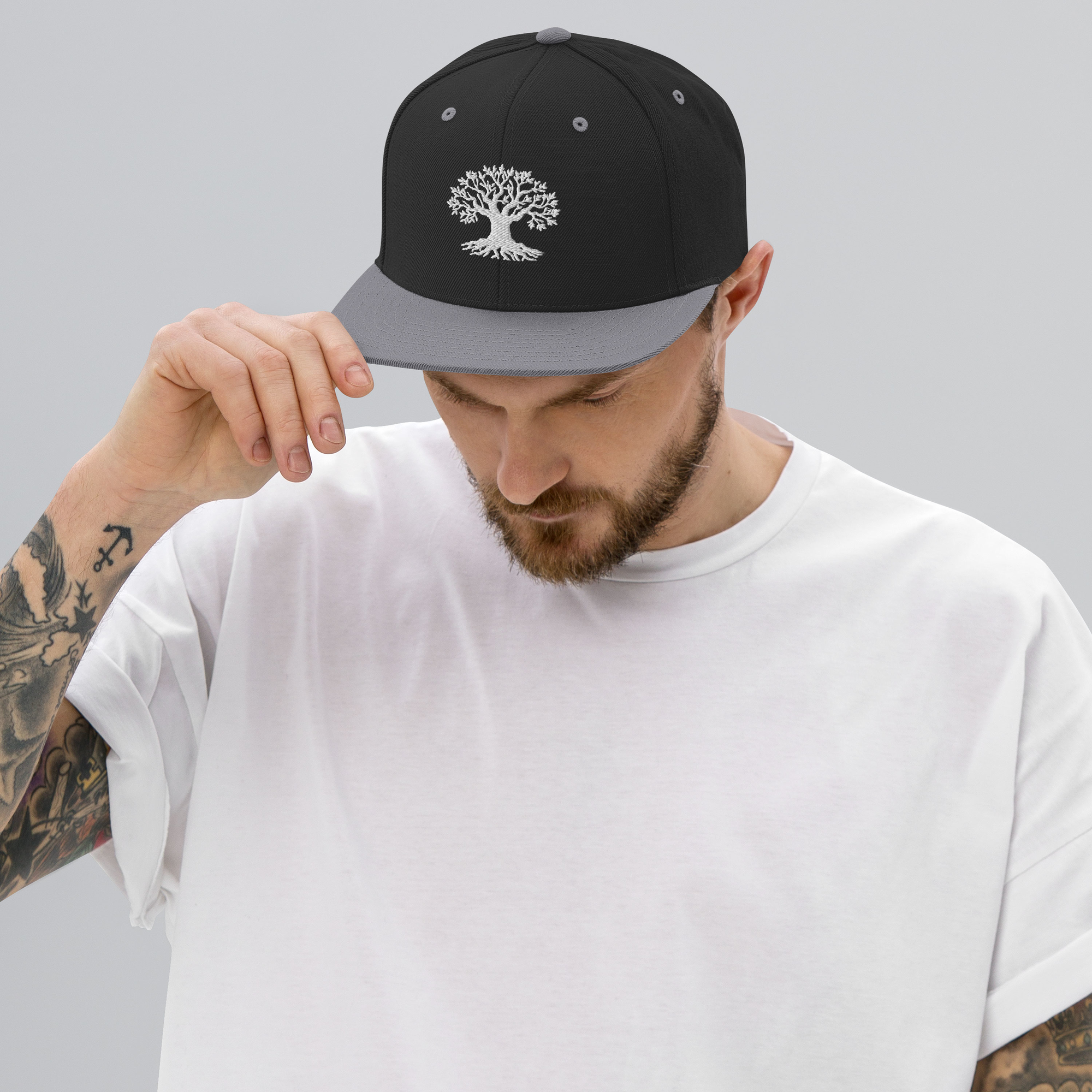 Gorra Snapback Olivo de Métrica Studio, diseño sostenible y mediterráneo