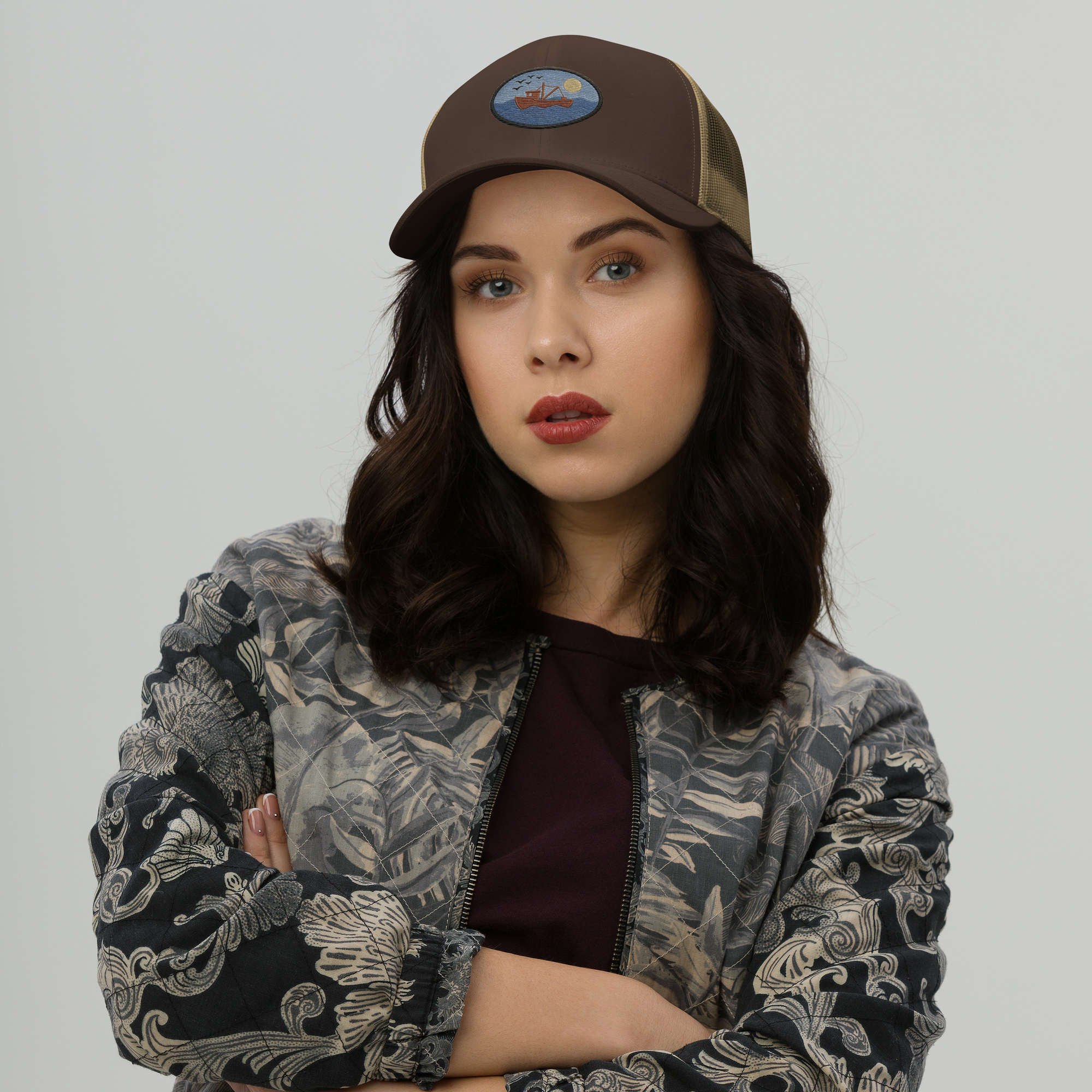 Gorra trucker Barco Pesquero unisex de Métrica Studio