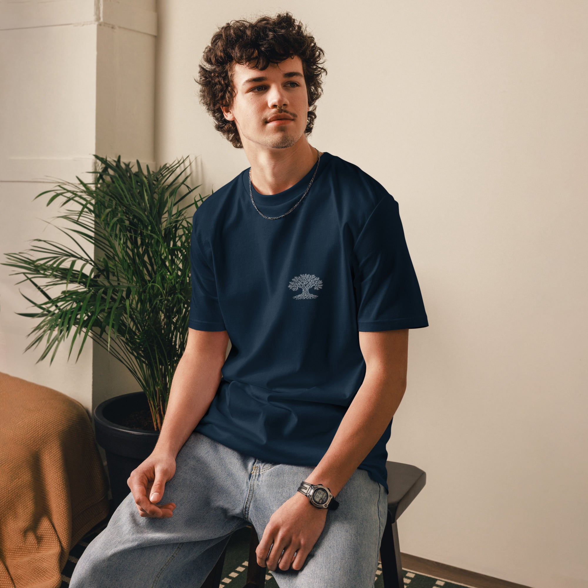Olive Tree Tee unisex de Métrica Studio, camiseta inspirada en la naturaleza