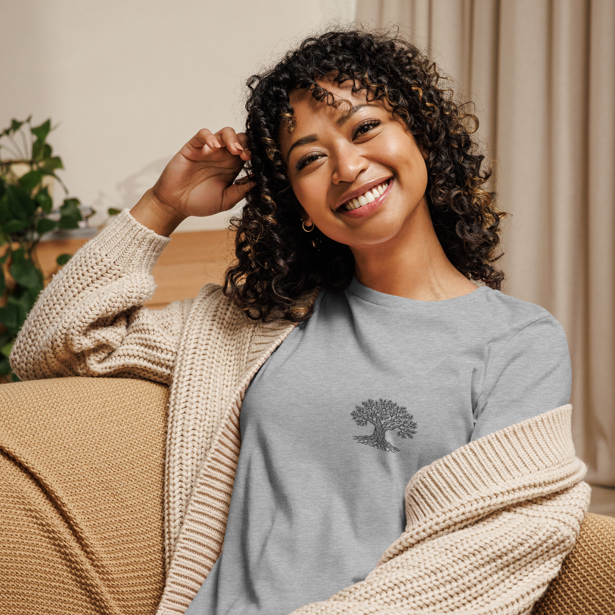 Camiseta Olive Tree Tee Classic para mujer de Métrica Studio