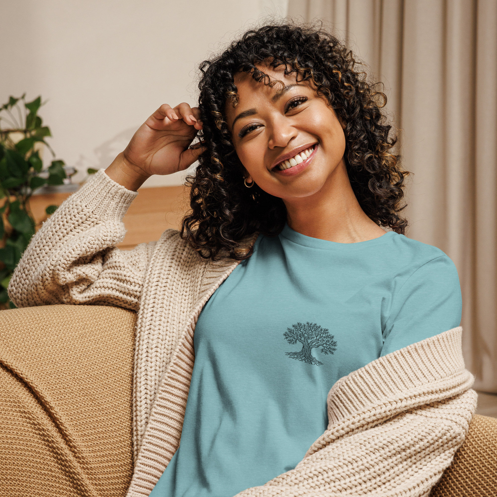 Camiseta Olive Tree Tee Classic para mujer de Métrica Studio