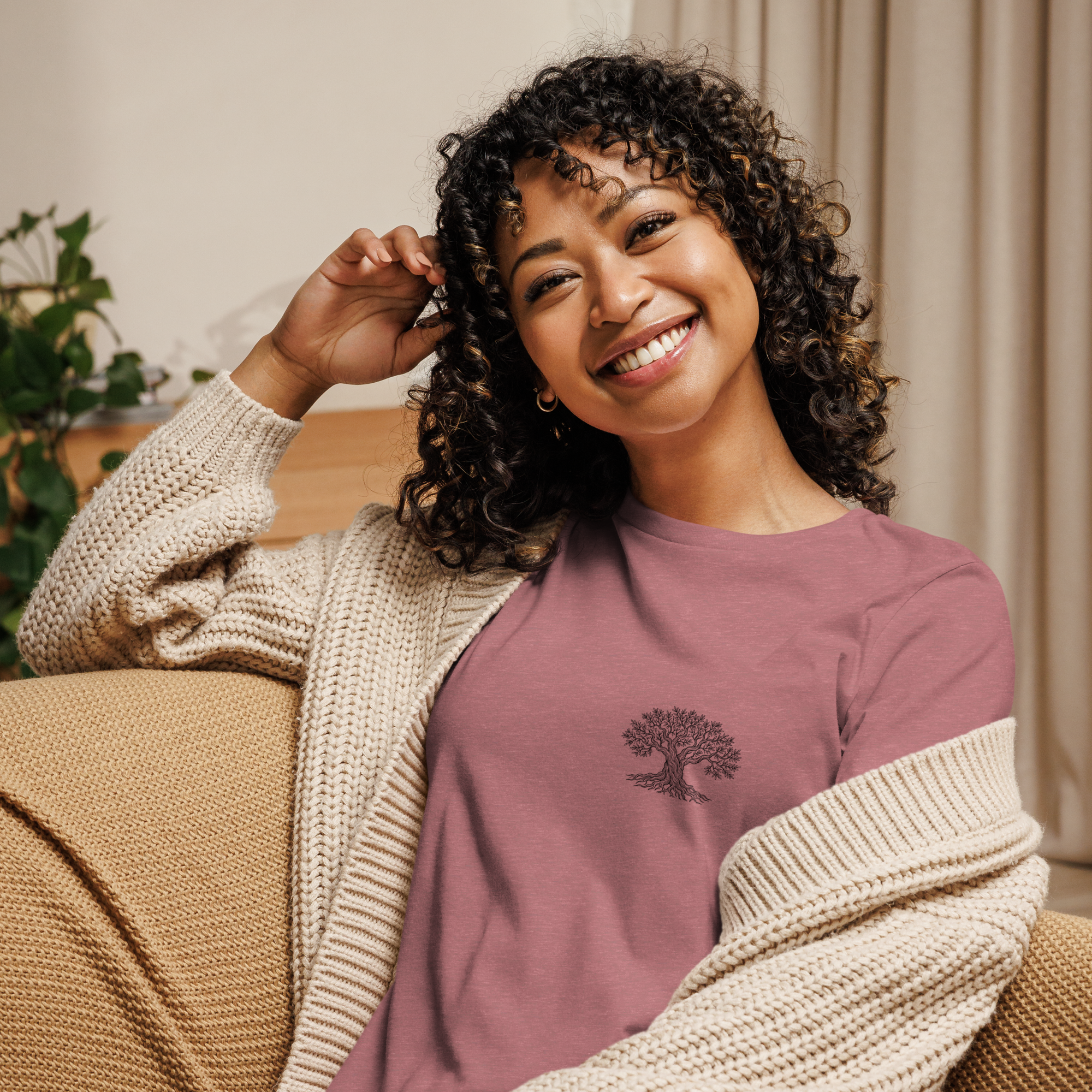 Camiseta Olive Tree Tee Classic para mujer de Métrica Studio