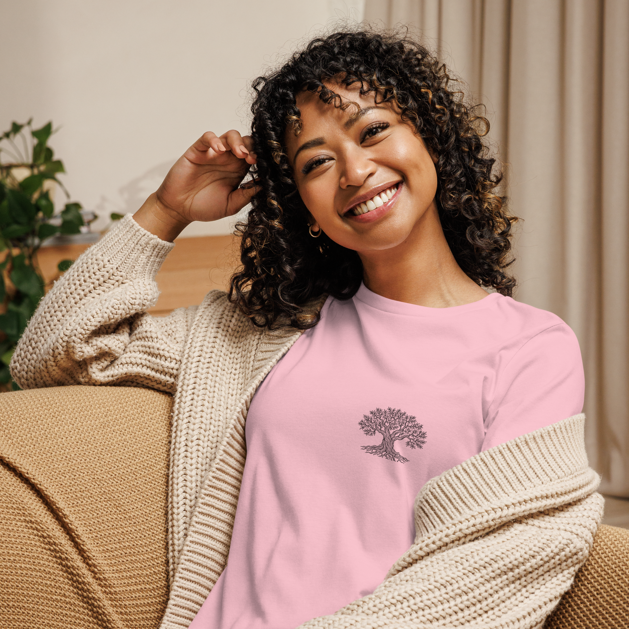 Camiseta Olive Tree Tee Classic para mujer de Métrica Studio